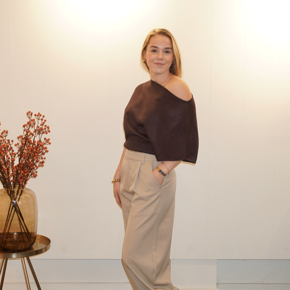 Nina Soepelvallende Top Bruin
