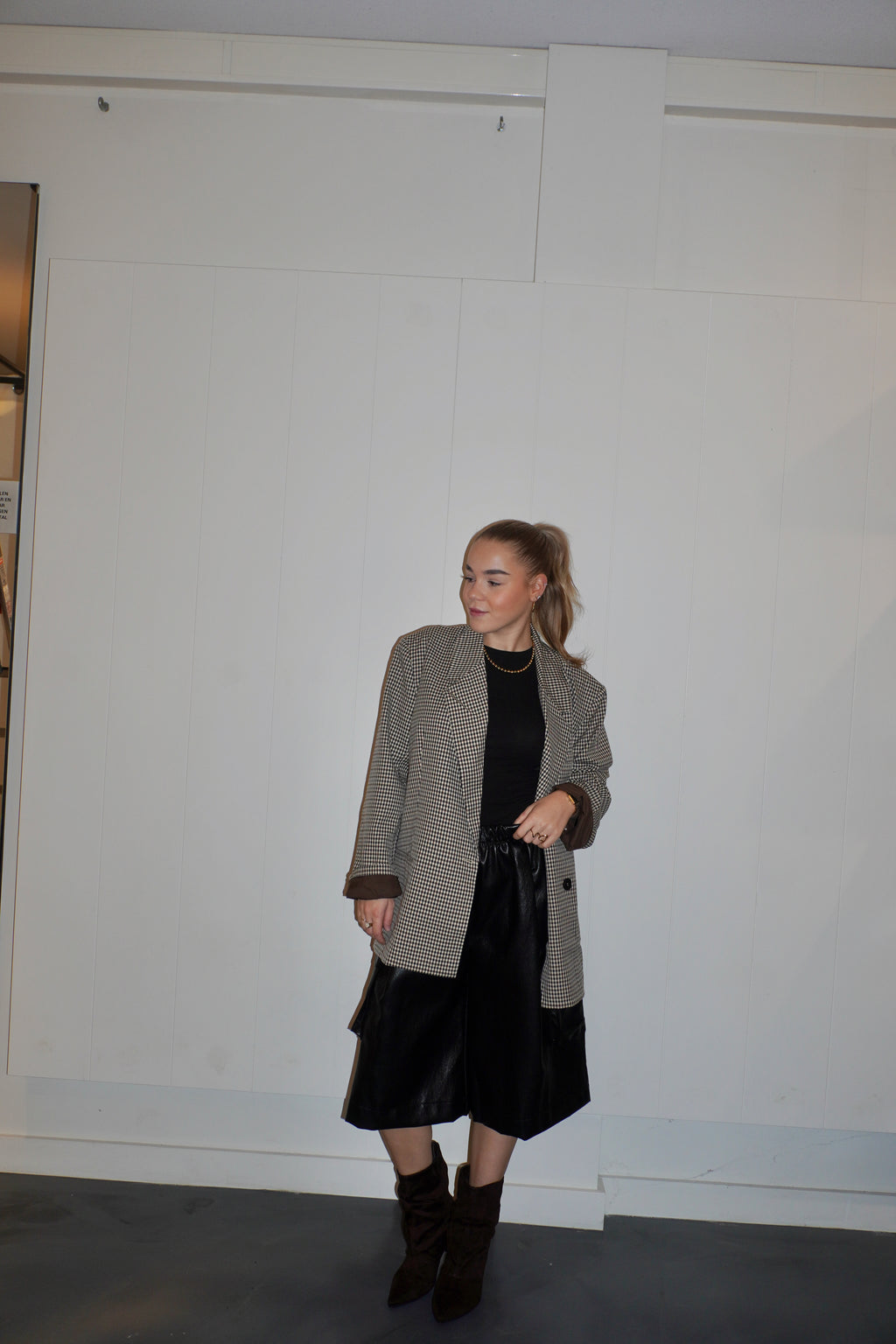 Sofie PU Cargo Bermuda Zwart