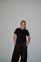 Romy Basic T-shirt Zwart
